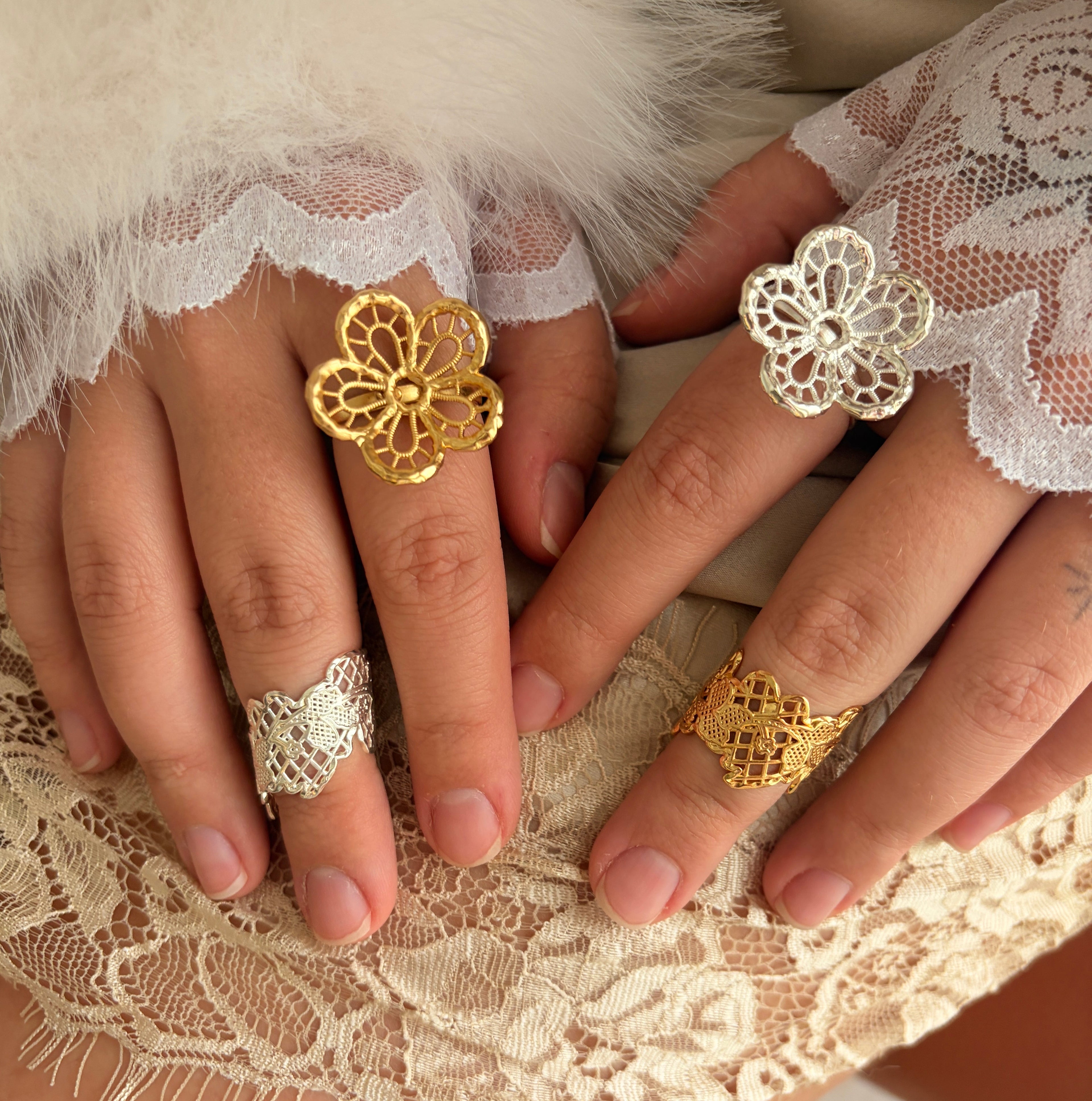 Lace Bloom Silver Ring