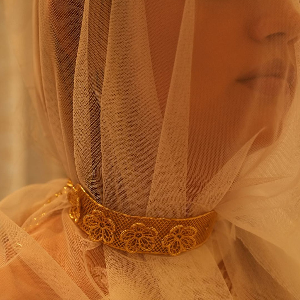 Lace Bloom Gold Choker