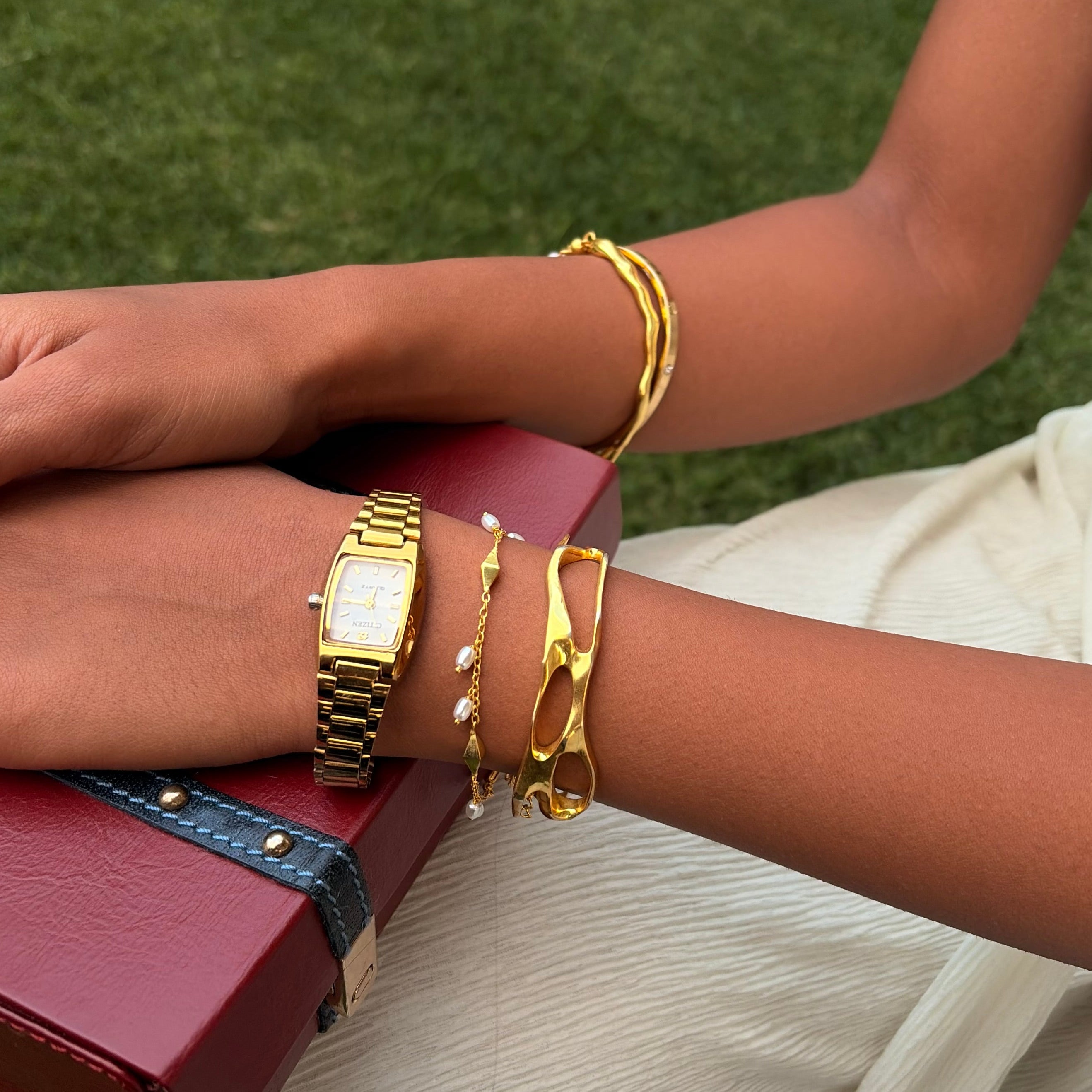 Linked Up Spike Pearl Bracelet