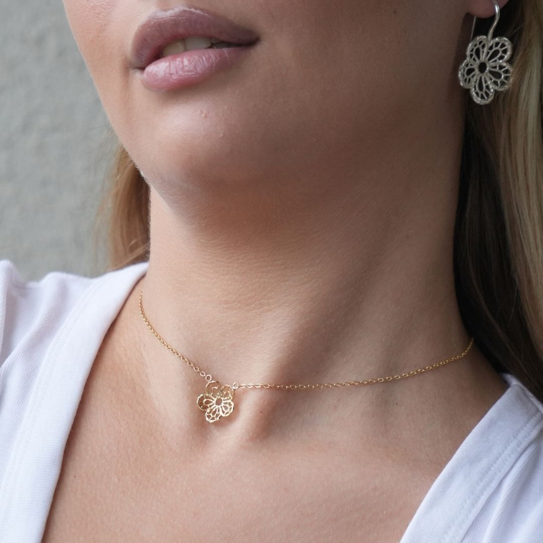 Lace Bloom Necklace