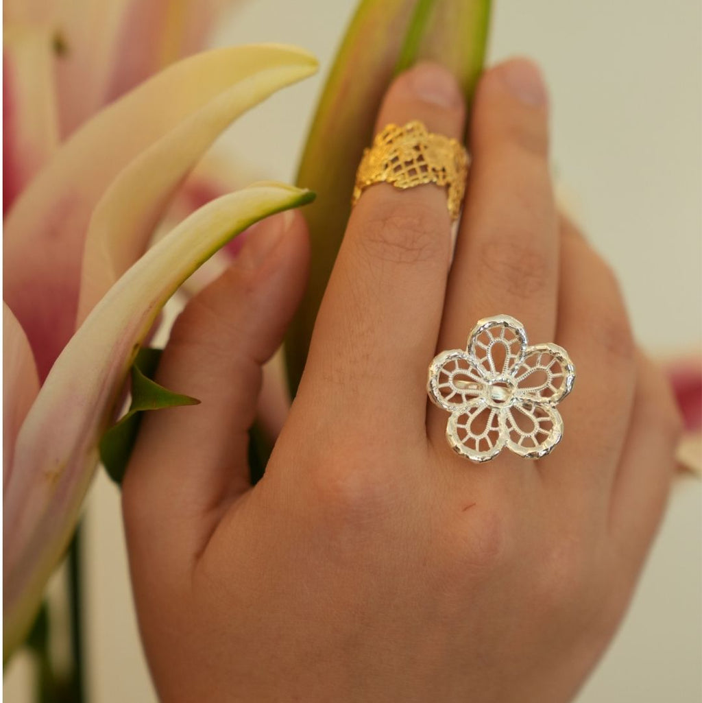 Lace Bloom Silver Ring