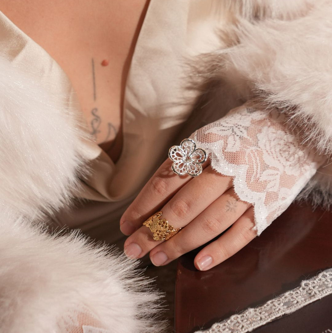 Lacelle Gold Ring/Earcuff