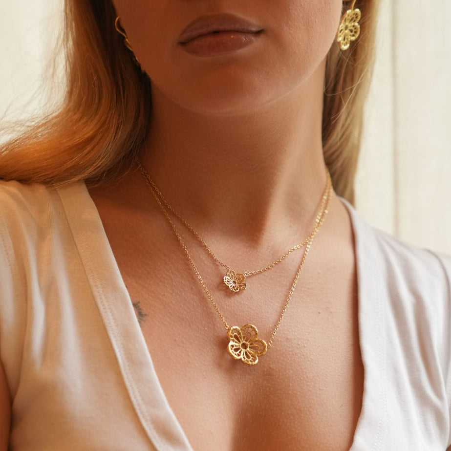 Lace Bloom Necklace