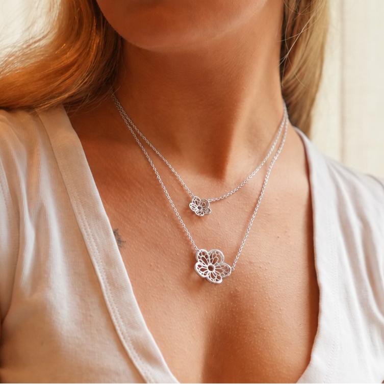 Lace Bloom Silver Necklace