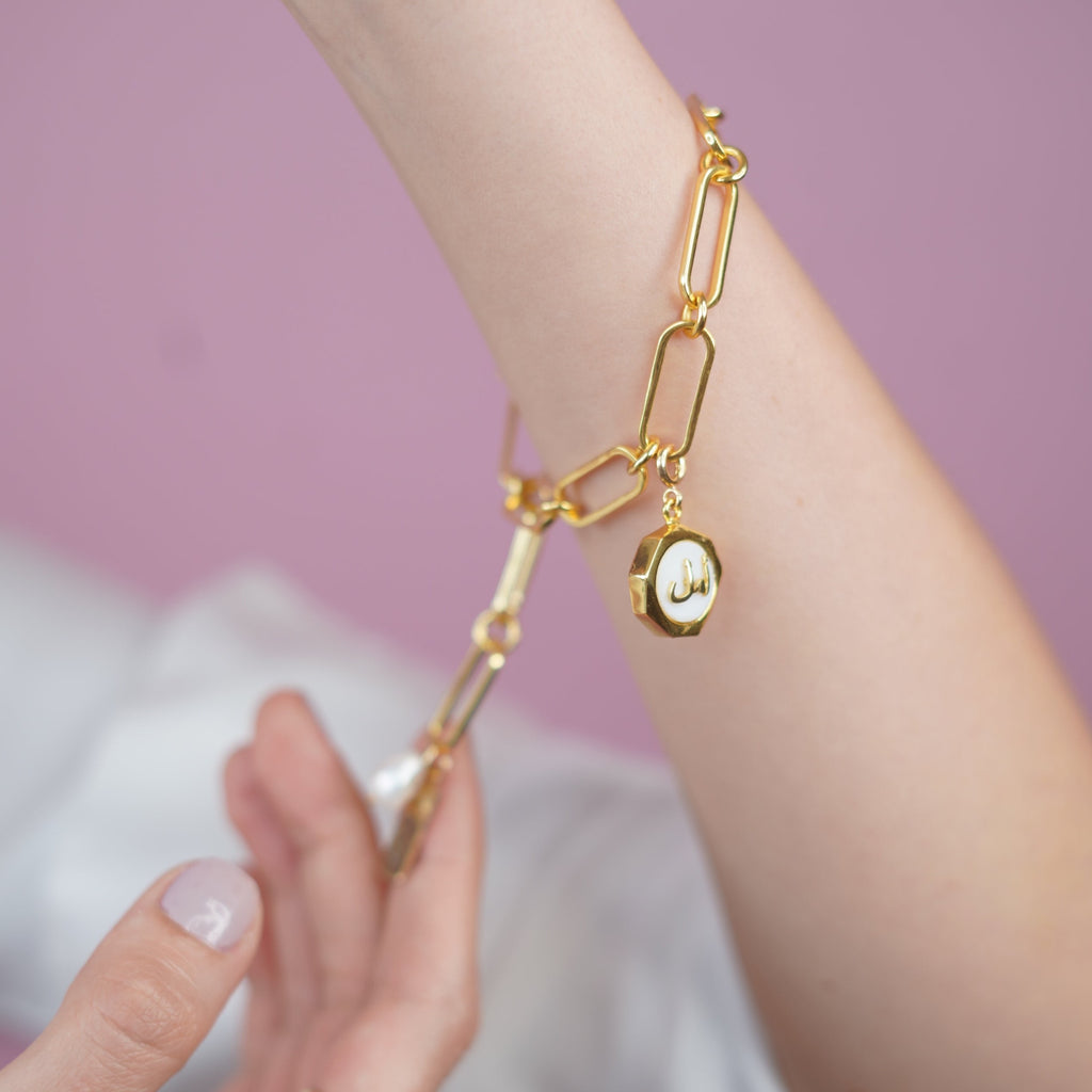 Hope (Amal) Mother of Pearl Charm