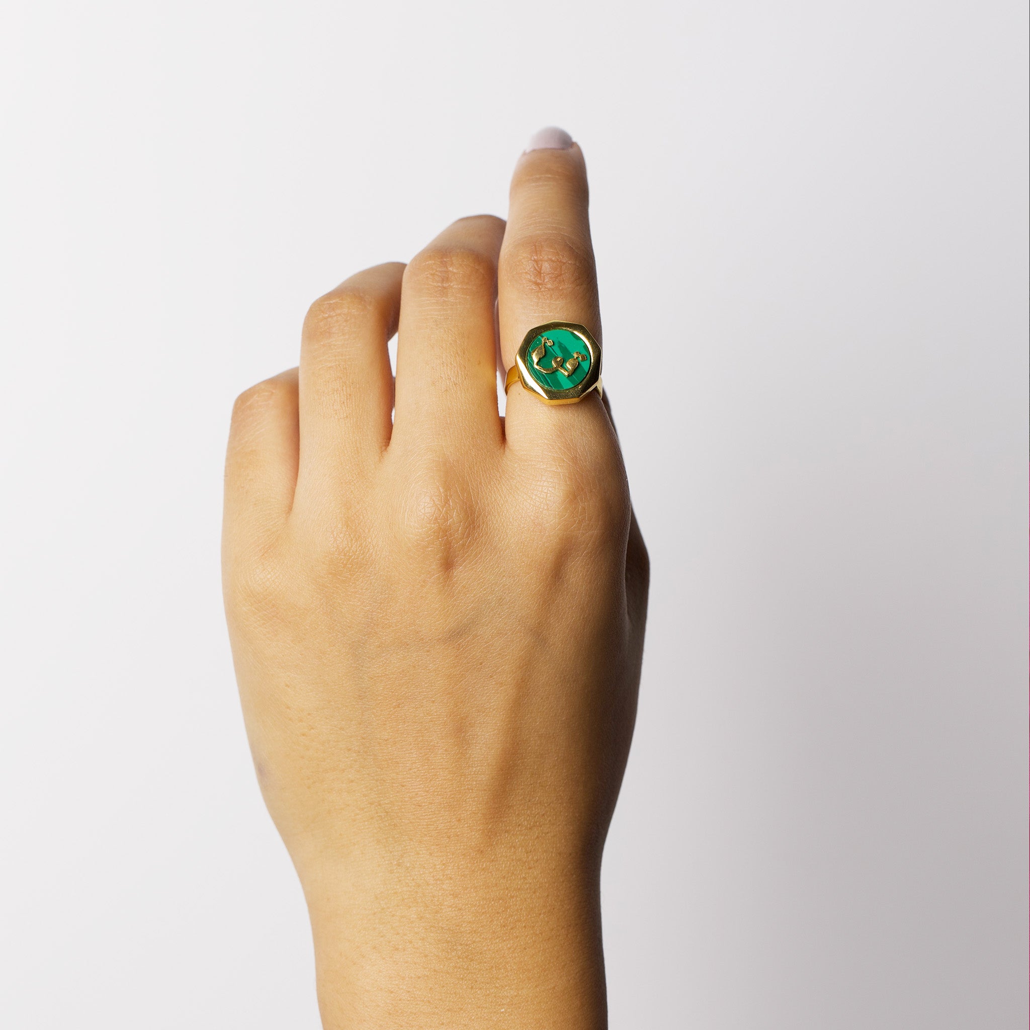 Power (Qua) Malachite Ring